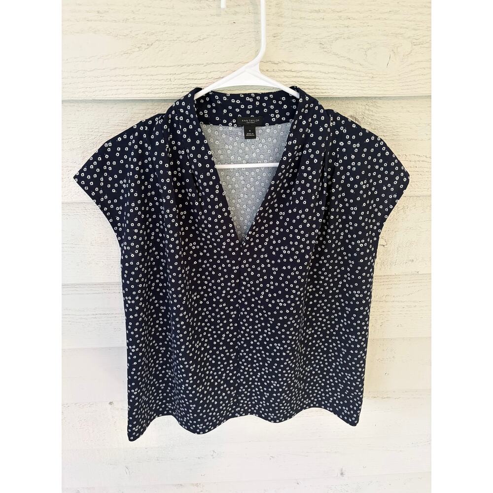 Ann Taylor Factory Navy Floral Print Blouse – Size Medium - Picture 3 of 8